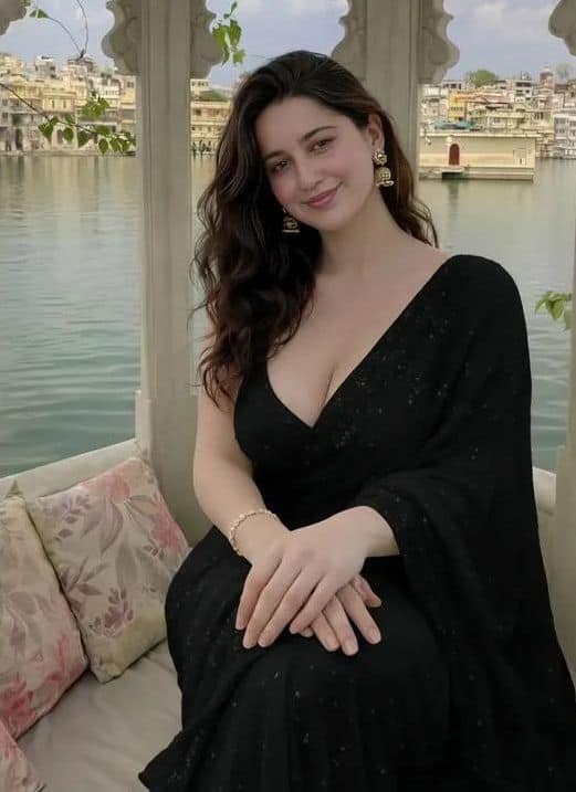 Girl booking hotel — discreet hotel meet portrait for overnight plans — booking in Pakistan — gallery 2/15 — asset 52